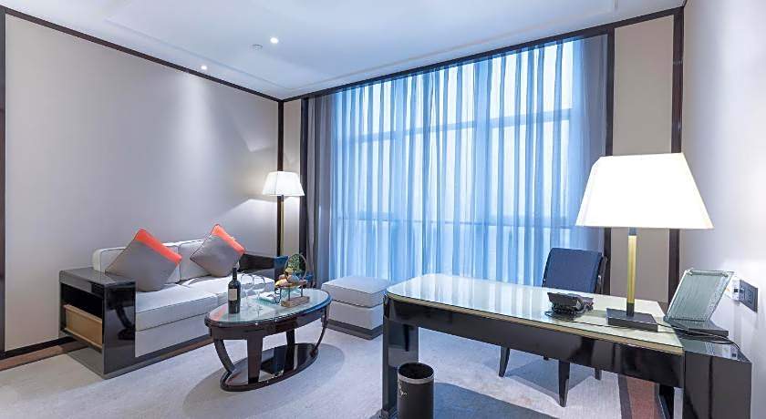 Wyndham Grand Plaza Royale Ningbo
