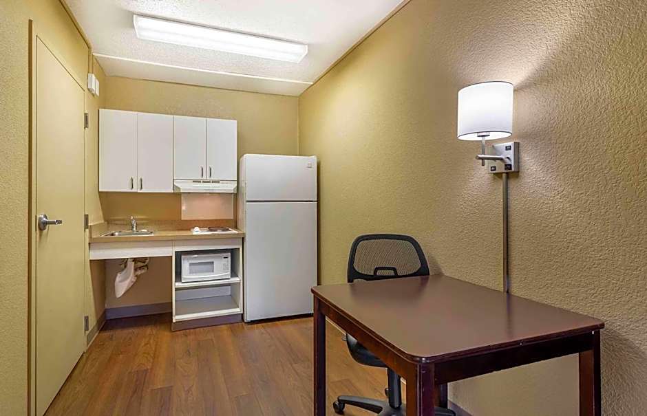 Extended Stay America Suites - Fresno - North