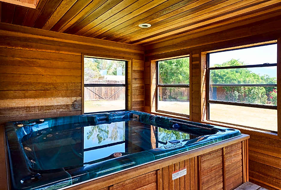 Loba Luna Bed & Breakfast