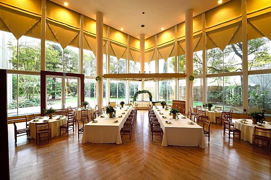 Hotel Hewitt Koshien