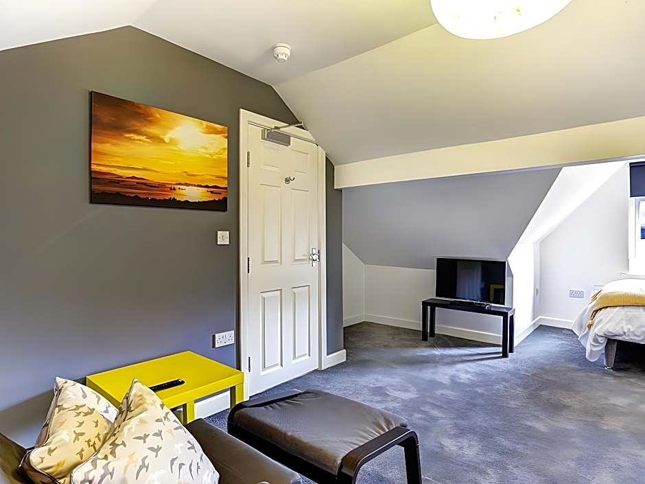 Townhouse PLUS @ 166 Edleston Road Crewe