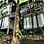 Bong Lux Hostel