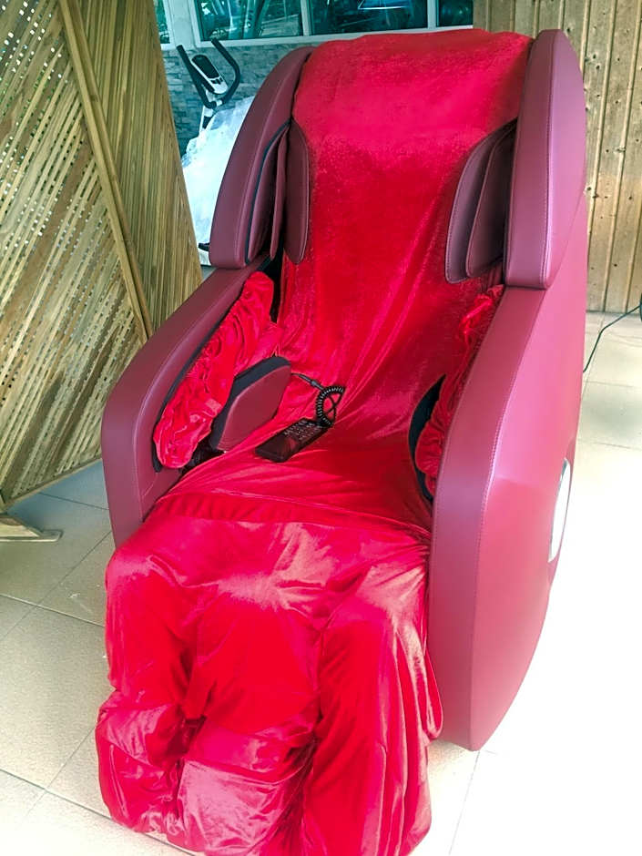 Baan Bangrak Residence