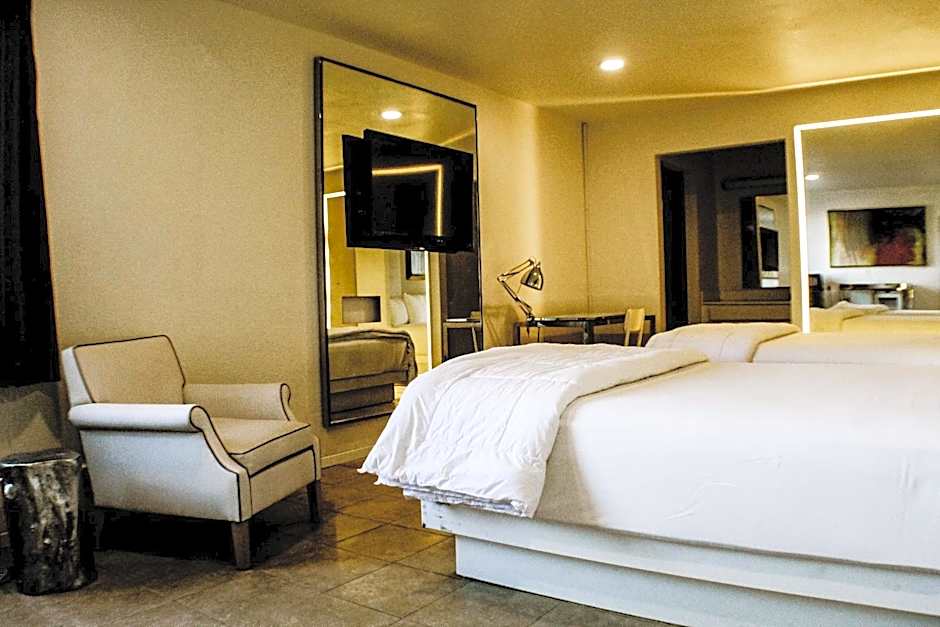 Devonshire Inn Motel