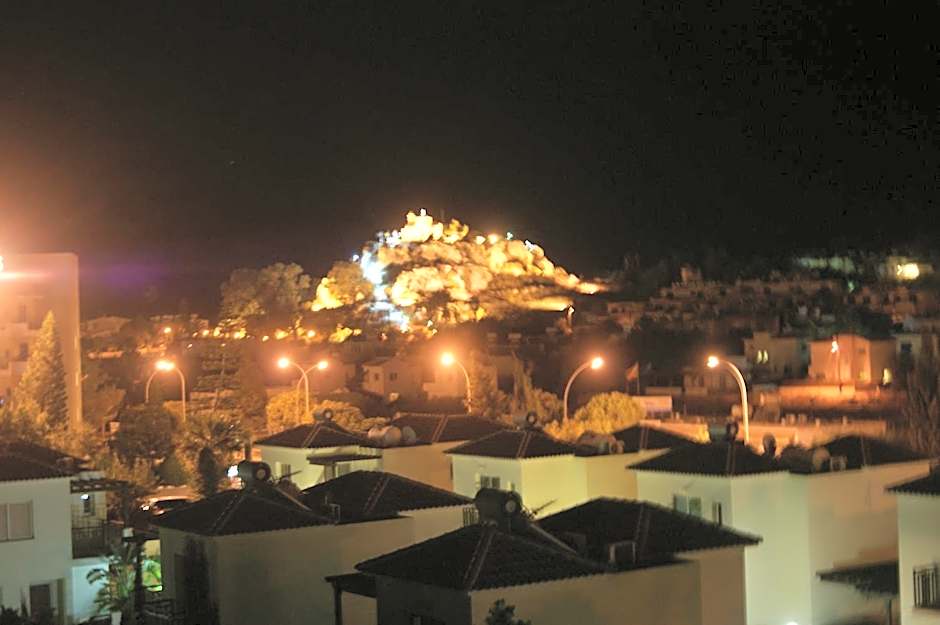 Mandalena Hotel Apartments