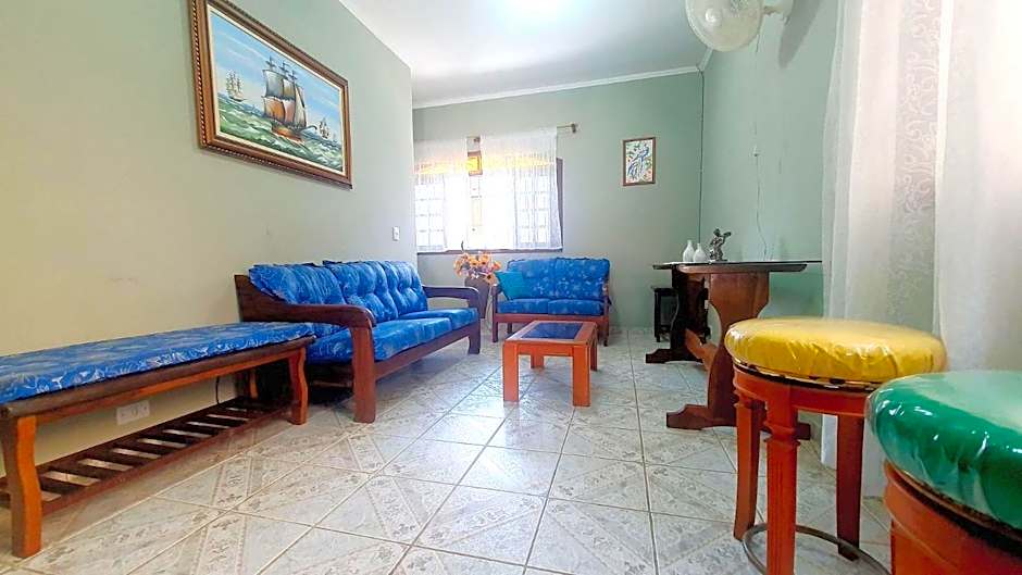 Piscina, Churrasqueira, Wi-Fi, SmartTv, 4dorm, Comércios na porta