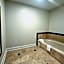 Regency Inn & Suites - Baytown