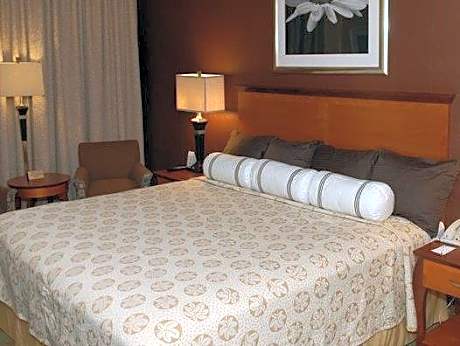 1 Queen Bed Non Smoking