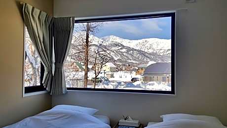 Family Room with Mountain View