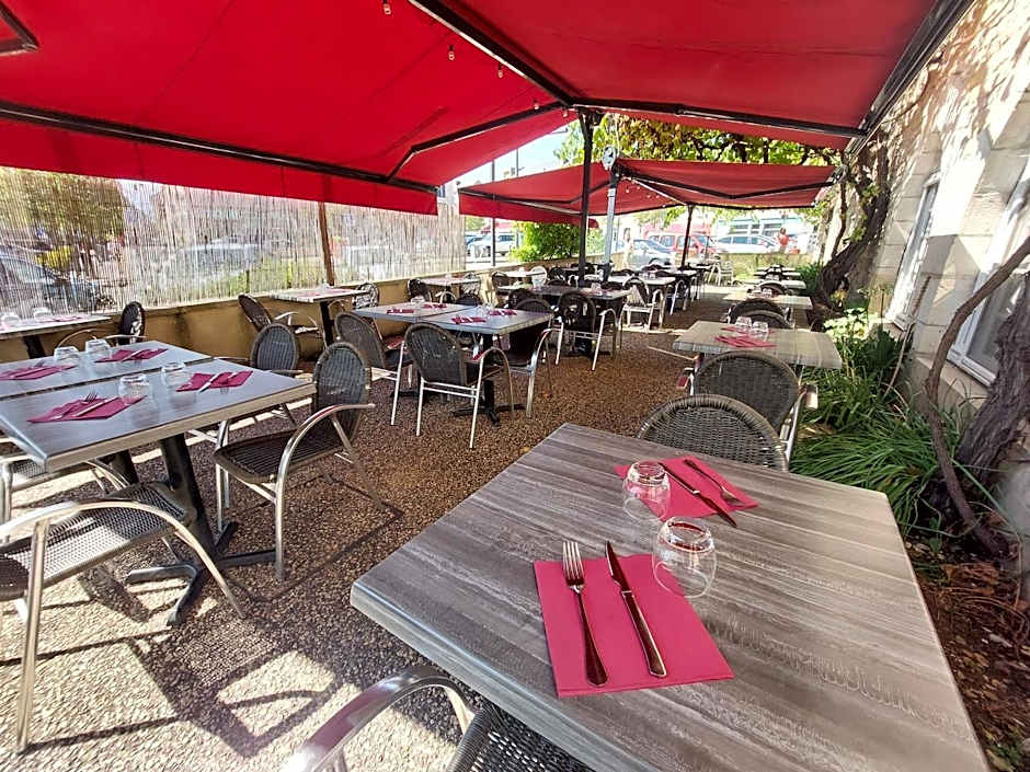 Logis Hotels - Hotel et Restaurant Le Lion d'Or