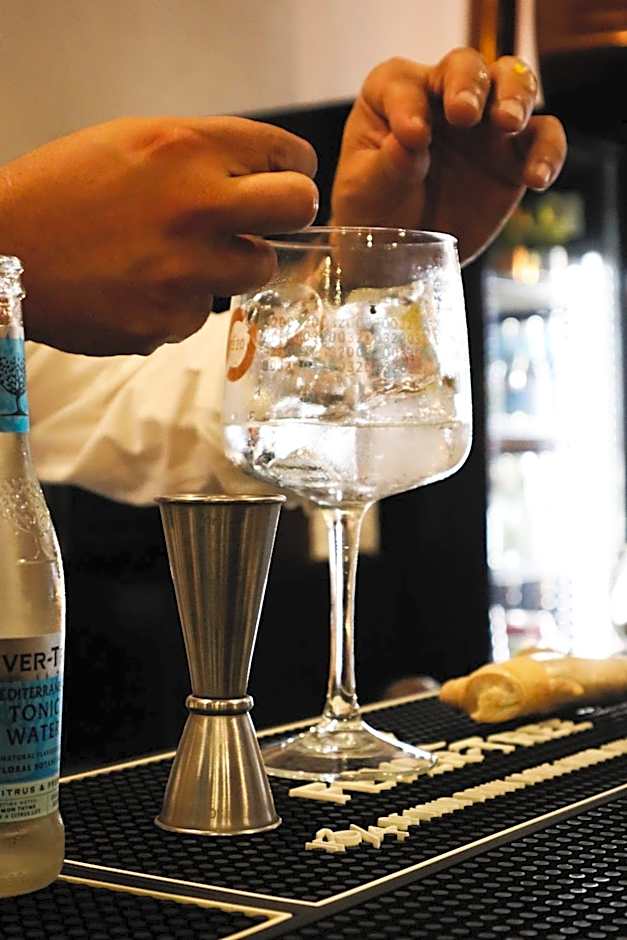 PATE'O Hostel & Suites