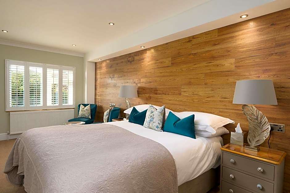 Channel View Boutique Hotel - Adults Only