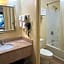 Motel 6 Forsyth, GA Tift College