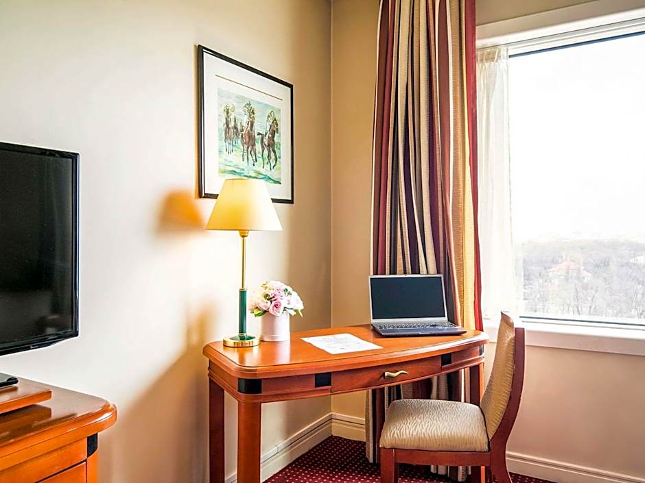 Hotel Pullman Bucharest - World Trade Center