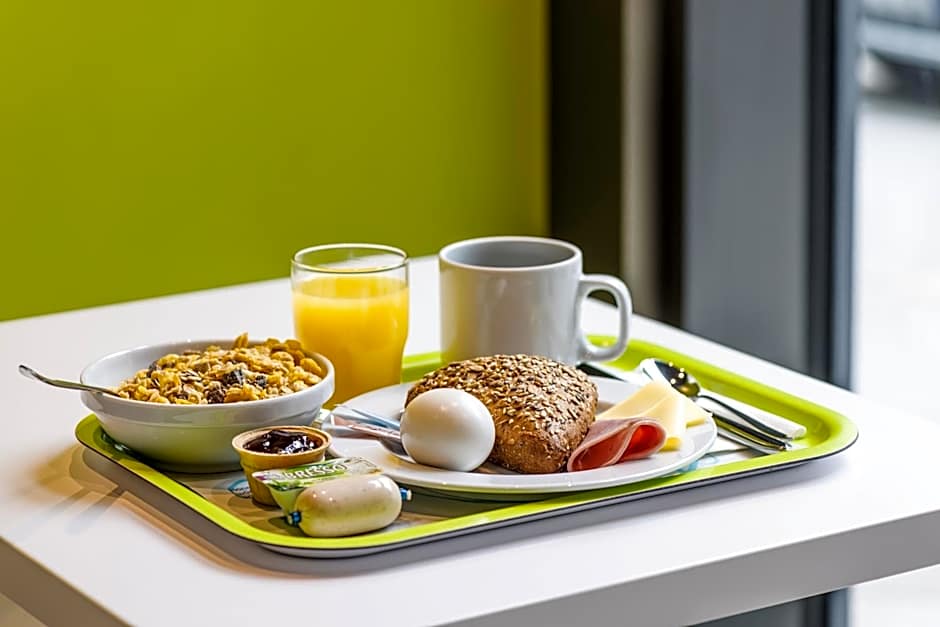 ibis budget Duisburg City am Innenhafen