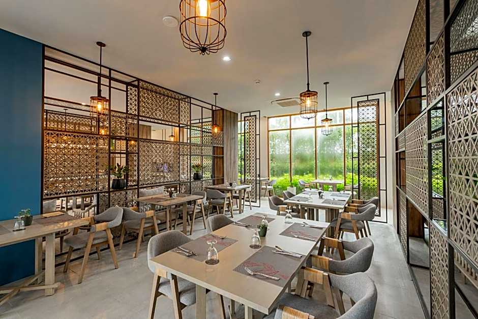 Bella Nara Phuket Naiyang Beach