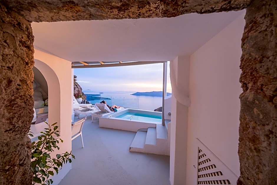 Anemos Cave Suites