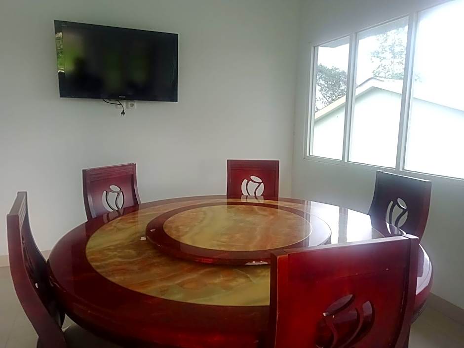 Homestay Almanda Syariah Malino – Malino, CA