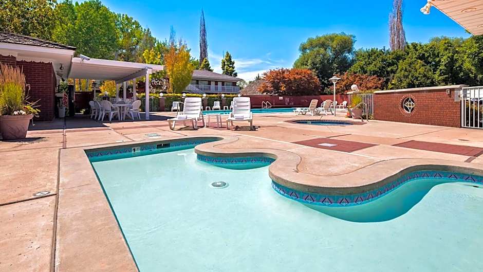 Baugh Motel, SureStay Collection by Best Western