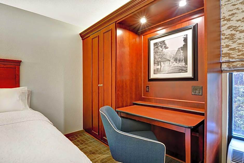 Hampton Inn By Hilton Beckley