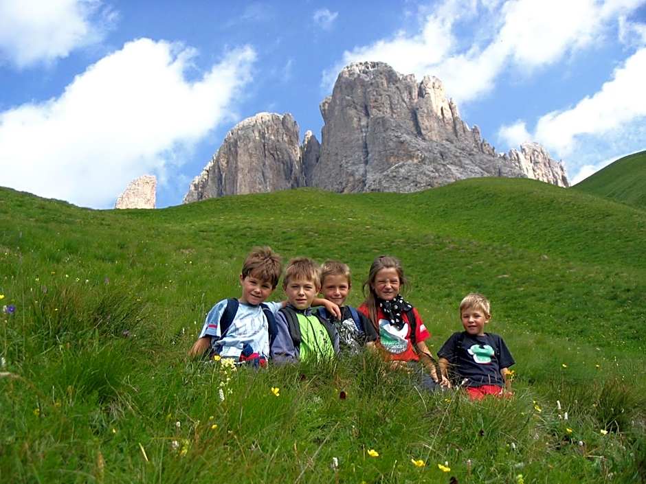 Cimon Dolomites Hotel