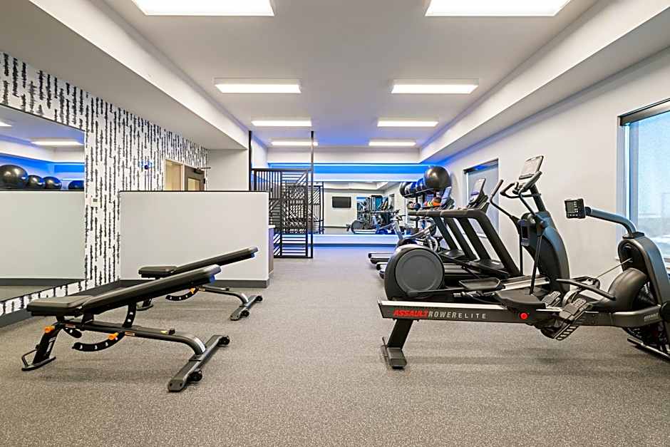 Atwell Suites Kansas City Airport By IHG