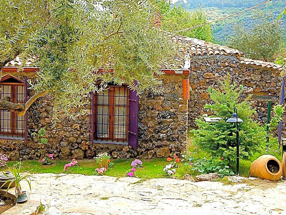 Stonehouse By Ipek Hotel