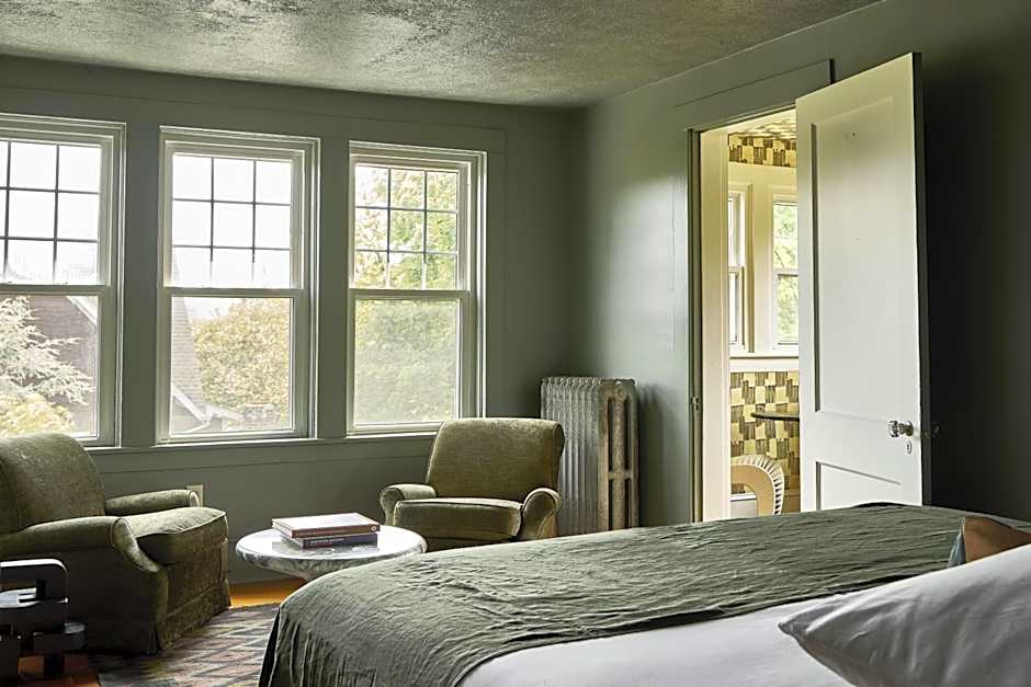 Blind Tiger Asheville