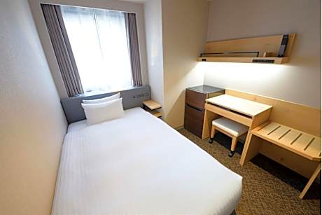 Single Room - Non-Smoking