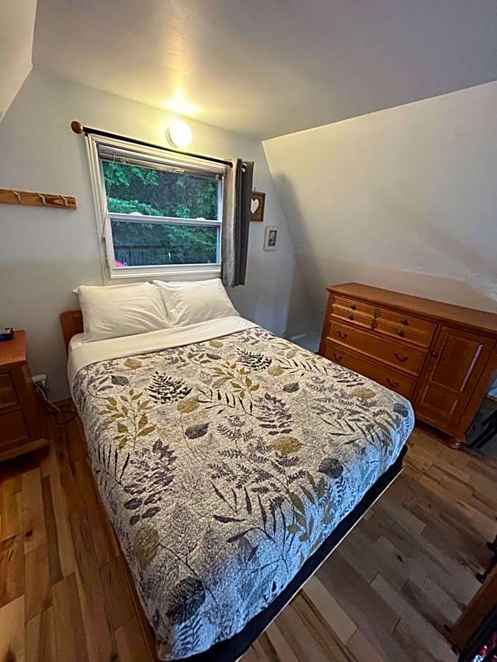 Aux Pignons Rouges Camping & Chalets