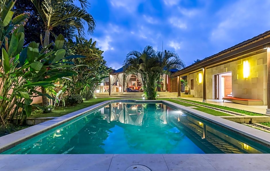 Villa Pilou – Tanah Lot, WY