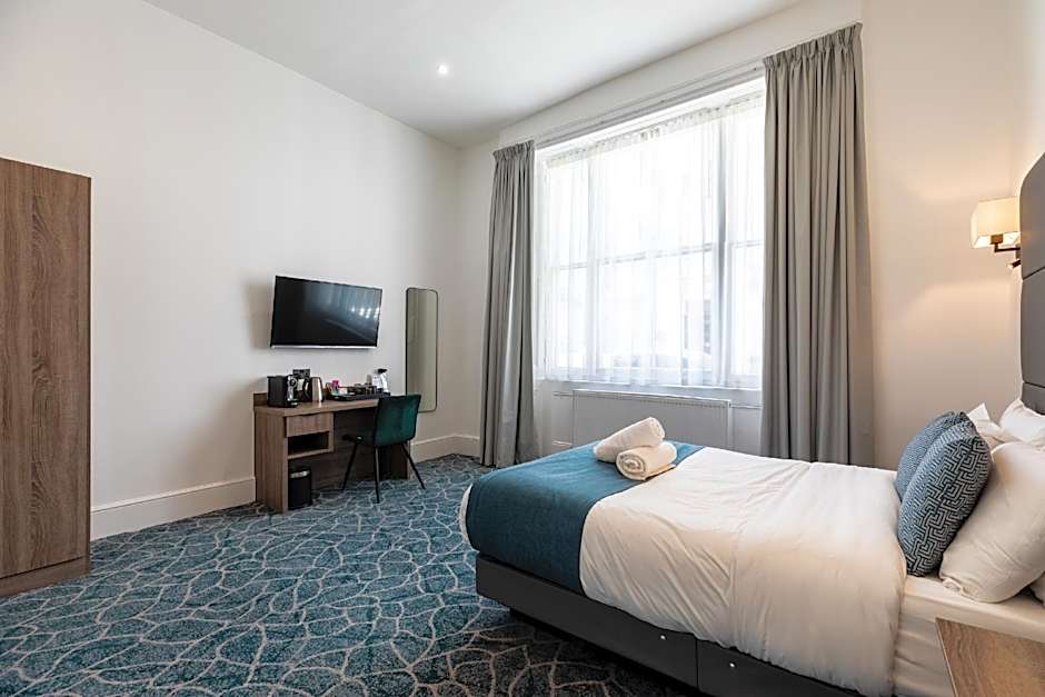 The Chapter Hotels - J Hyde Park