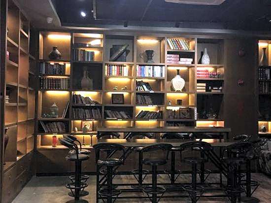 Jinyue Hotel (Guangzhou Baiyun Railway Station International Unit Branch)