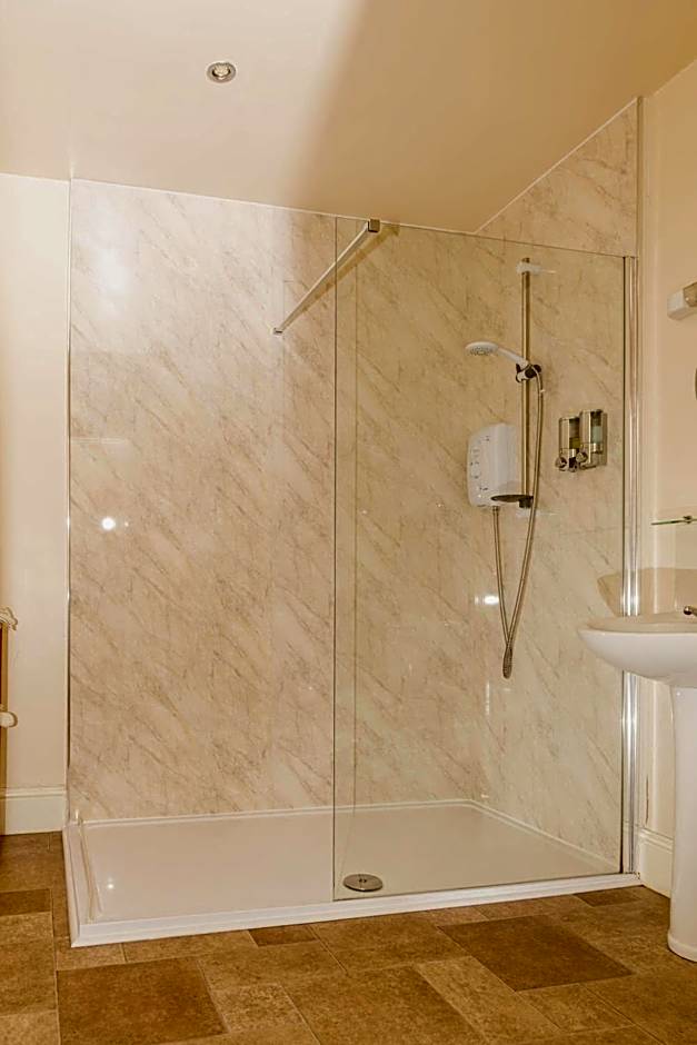 Whitton Lodge Business Vat inc