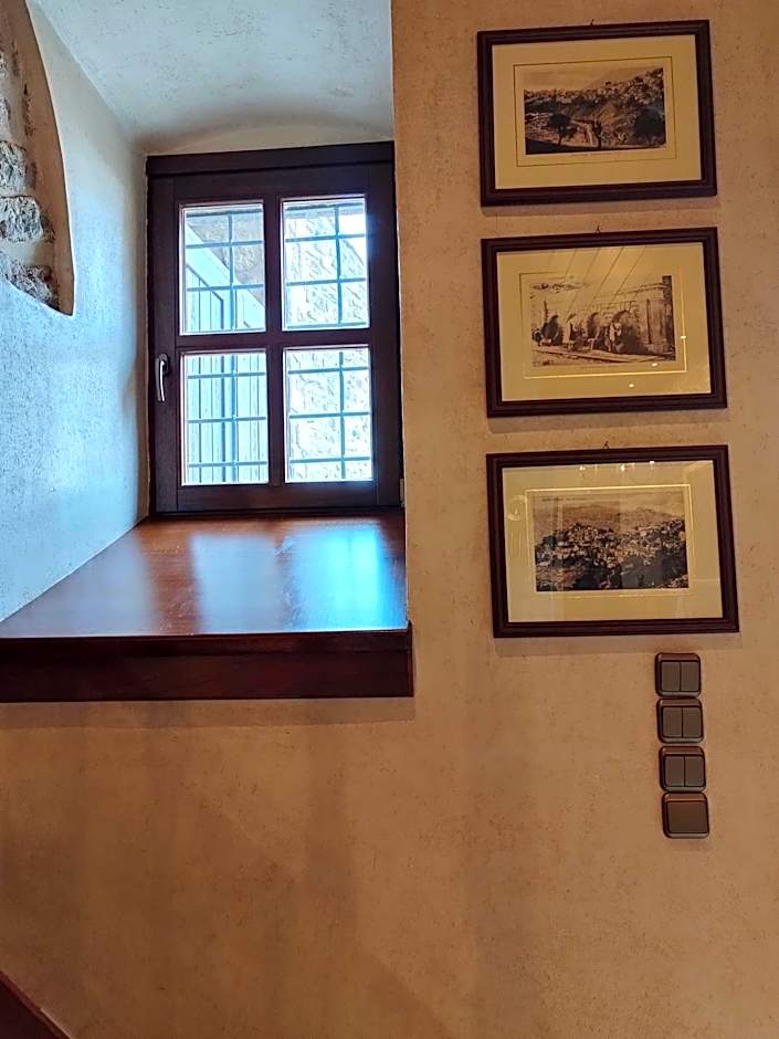 Lousiou Nymphes escape suites