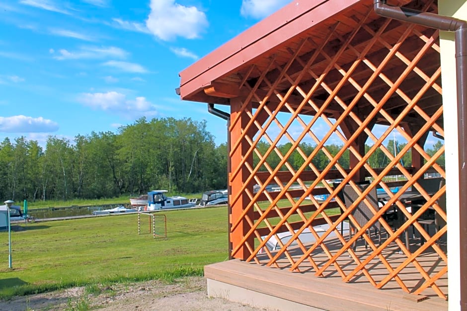 Domki w porcie Zielony Gaj