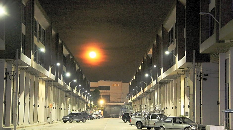 iResidence Hotel Pathumthani