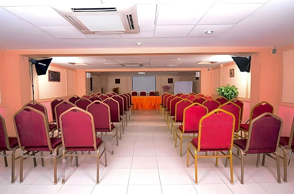 Super Capital O Grand Plaza