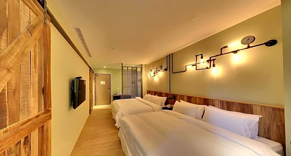 No. 9 Hotel