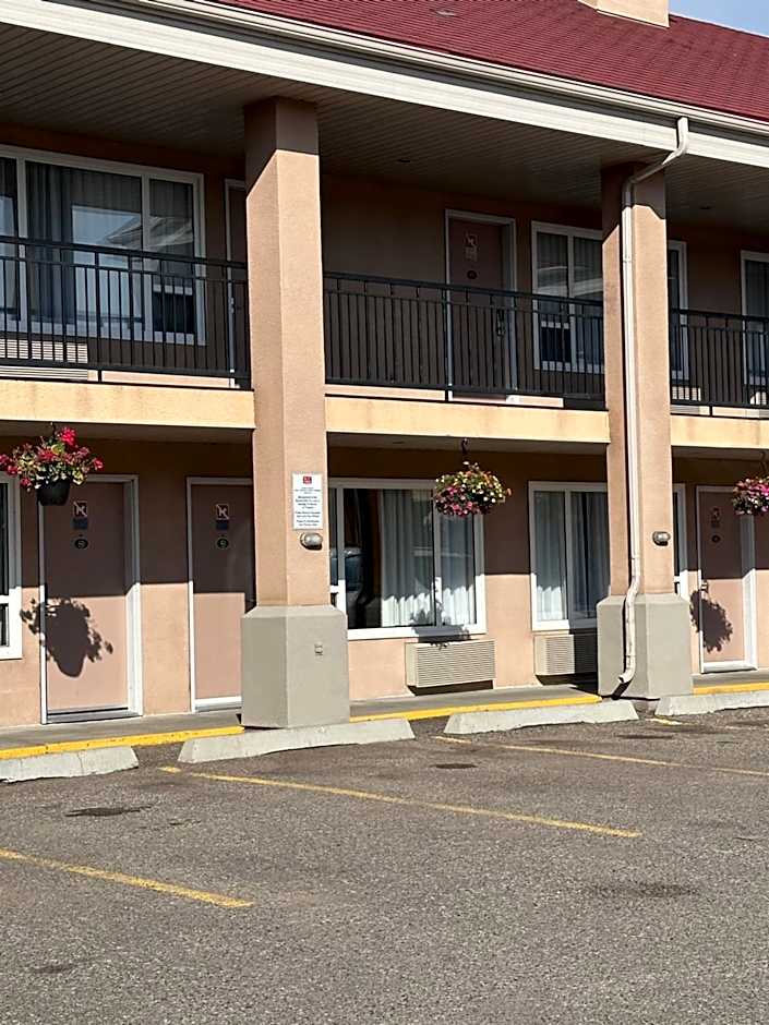 Econo Lodge And Suites