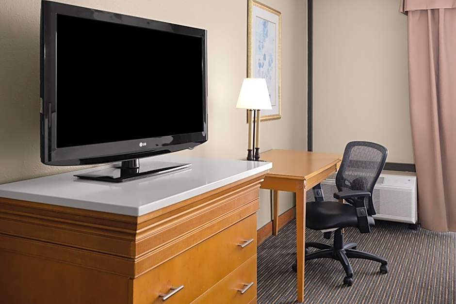 Days Hotel by Wyndham Toms River Jersey Shore