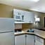 Extended Stay America Select Suites - Milwaukee - Wauwatosa