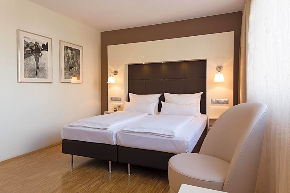 Hotel Santo