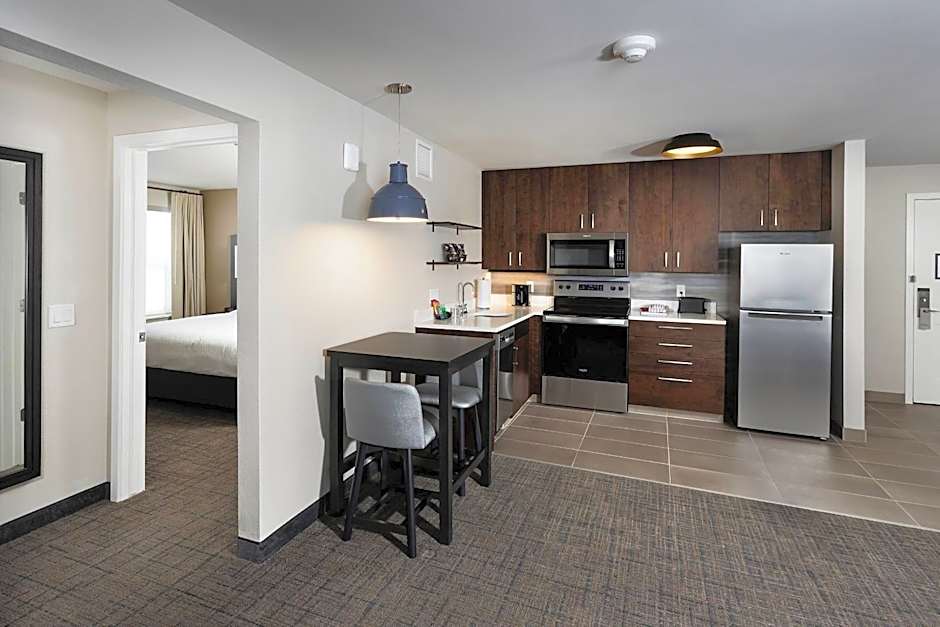 Residence Inn by Marriott Milwaukee Brookfield