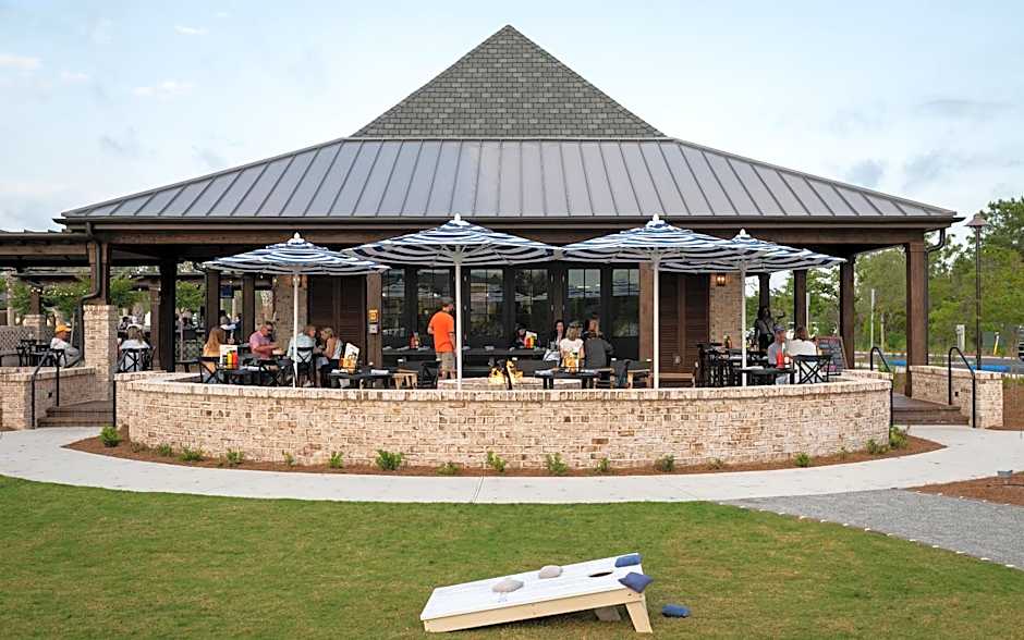 Camp Creek Inn