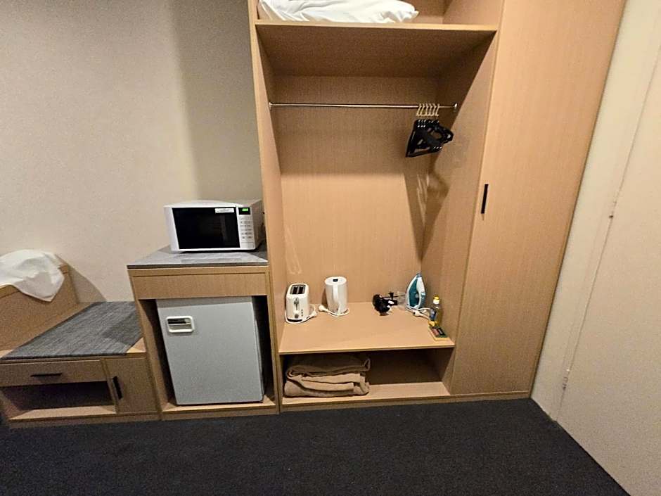 Charbonnier Motor Inn