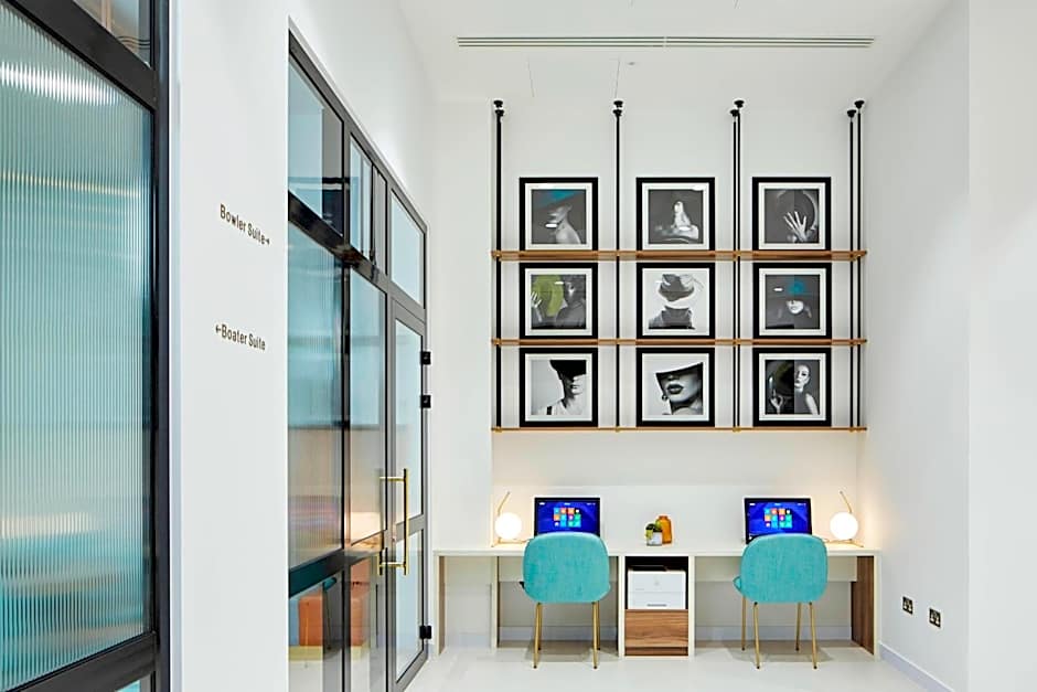 Courtyard by Marriott Luton Airport