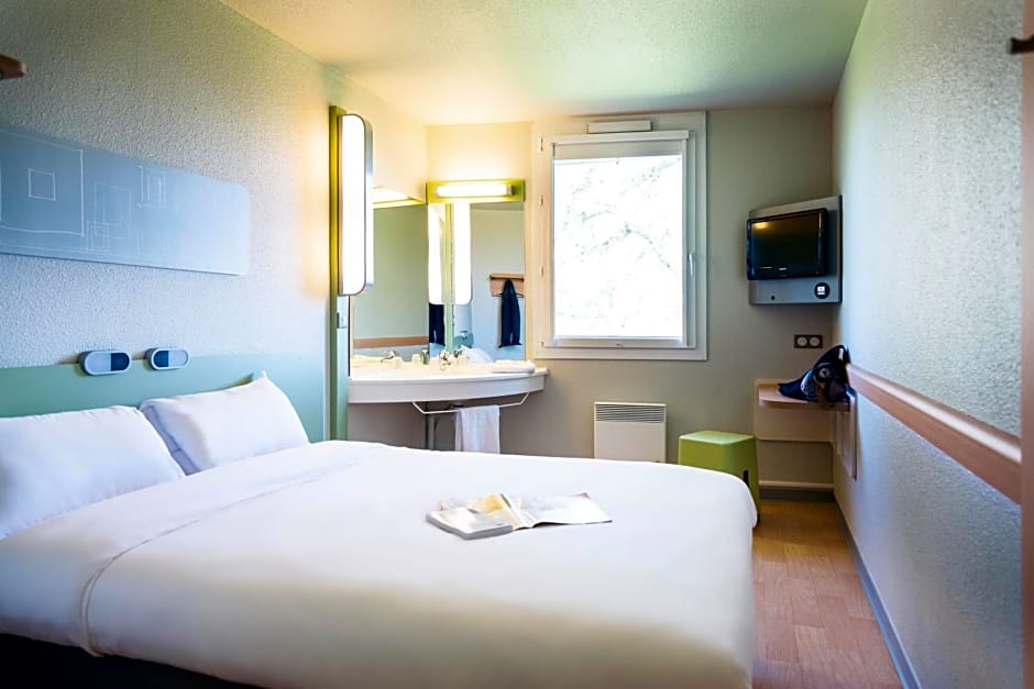 ibis Budget Courbevoie Paris La Defense