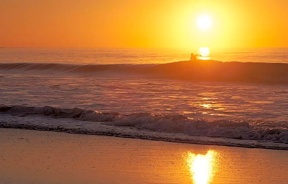 Les Échasses Golf & Surf Eco Lodge