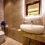 A Residence @ Between Hilton & Cititel Hotel